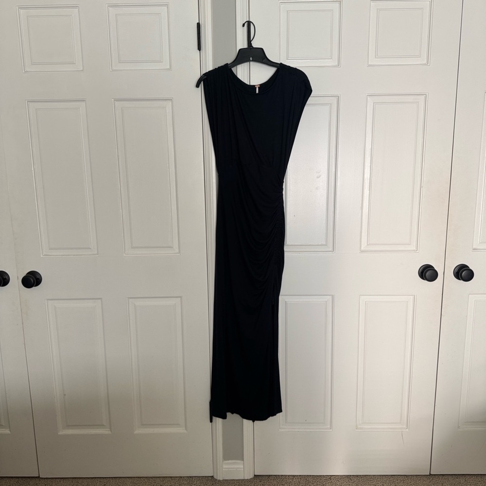 Elegant Black Evening Dress